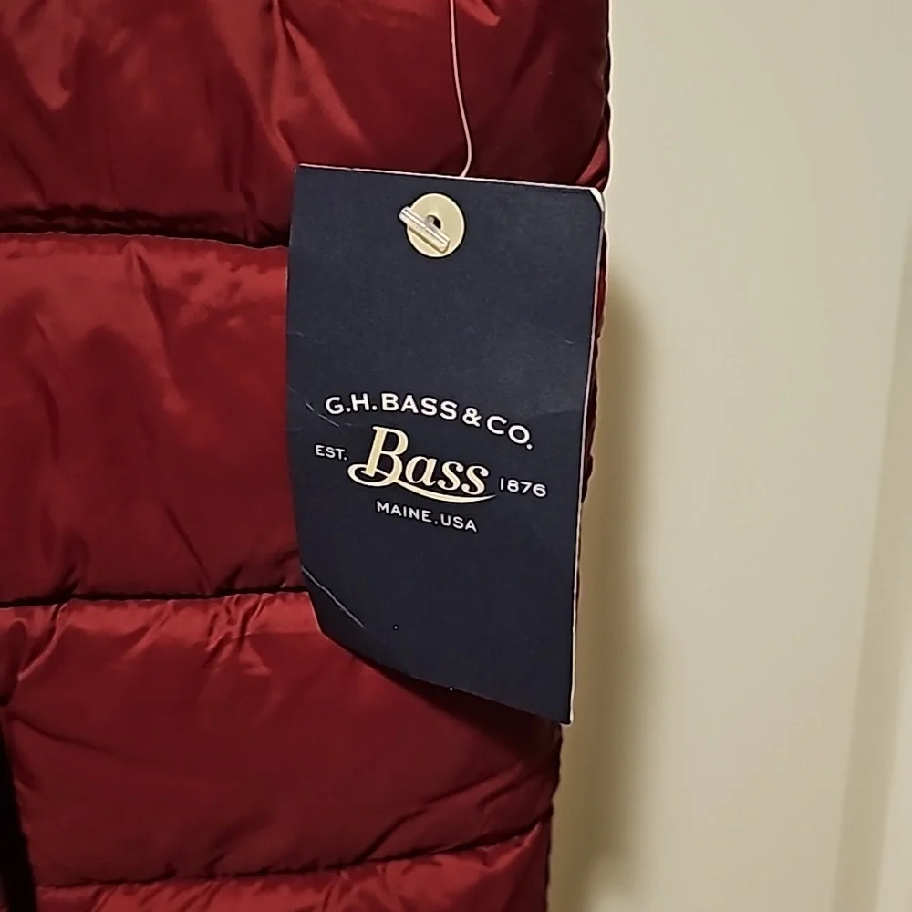 NWT G.H. Bass vest